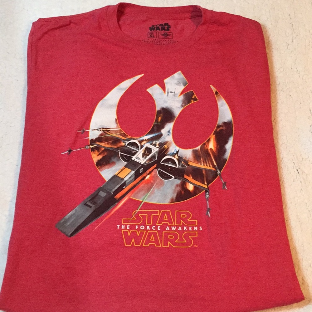 Star Wars The Force Awakens Shirt XL